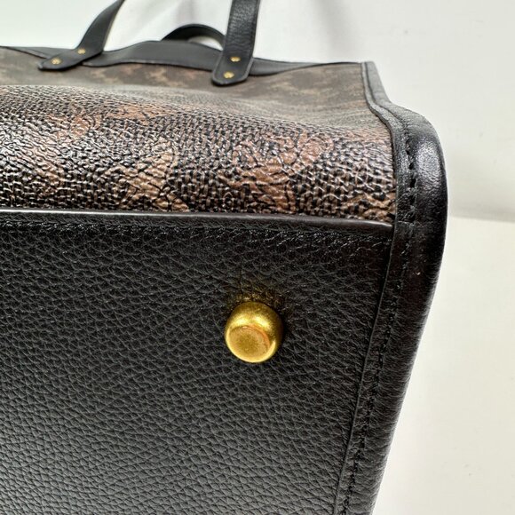 Coach Field Tote 2 Way Hand Shoulder With Horse /Carriage Print Style # 89143 - Picture 13 of 16